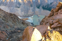 der Blick zurück auf den Glaciar Torre und die Laguna Torre. In meiner Erinnerung ist der Gletscher im letzten Jahr beträchtlich zurückgegangen