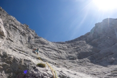 Die tollen Platten, der griffige Fels, das Ambiente in diesem herrlichen Kessel! Genial!