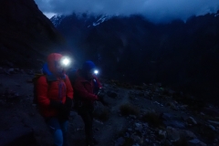Gipfelversuch Maparaju - auf 5050 m (am Gletscher) kehren wir um (Gipfel in Wolken)