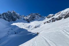 In der Mitte der Liechelkopf. Alle Kare wurden befahren und haben offensichtlich guten Schnee
