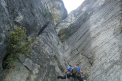 Der Einstieg in "Corrugation Corner", DEM Ultraklassiker an der Main Wall, Lovers Leap