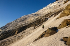 Die Bedingungen sind gut, also weiter auf den Gletscher. Na ja...warm ist es halt