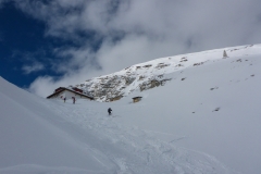 Wir starten zum Einstieg von der Podoihütte ins Val Lasties