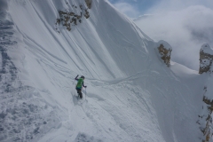 kurzer Drop, dann sofort perfekter Schnee