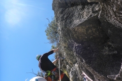 zur zweiten Schlüsselstelle in der vorletzten Länge die die Seilschaft vor uns schon genießt