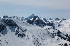 Lithnisschrfen Nordrinne schaut noch gut aus (Bildmitte, Licht/Schatten Grenze)!