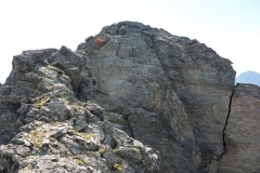Die Abseilstelle vom Turm auf den Grat hat ca. 16m