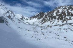 Das obere Steintal sparen wir uns und wollen fürs Skifahren noch nen Hang rauslaufen. Wumms!...und schnell da weg