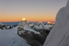 Sonnenaufgang um 6 in der vierten Seillänge der klassischen Ferrari