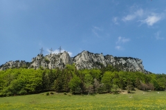 Kletterfelsen Rüttelhorn - mit den 3 markanten Hochspannungsleitungen
