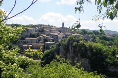 Village des caractère: Balazuc