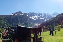 Geliebter Campingplatz in Argentière (bei Chamonix). Mit Kaiserwetter.