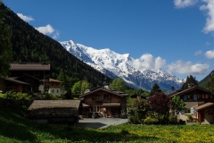 Blick von Argentière auf die Aguille de Midi und das Mont Blanc Massiv.