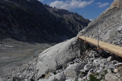 Liebevoll präparierter Aufstieg zur Forno-Hütte.