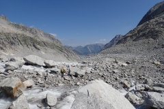 Gletscher unter Schutt