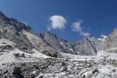Große Arena - großes Granitspektakel. Links geht´s zum Passo di Zocca (wenig empfehlenswert da extrem ausgeapert und brüchig).