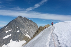 ...gefolgt vom Aufstieg zum südlichen Eigerjoch wo man das Obere Ischmeer betritt um zur Mönchjochhütte zu gehen